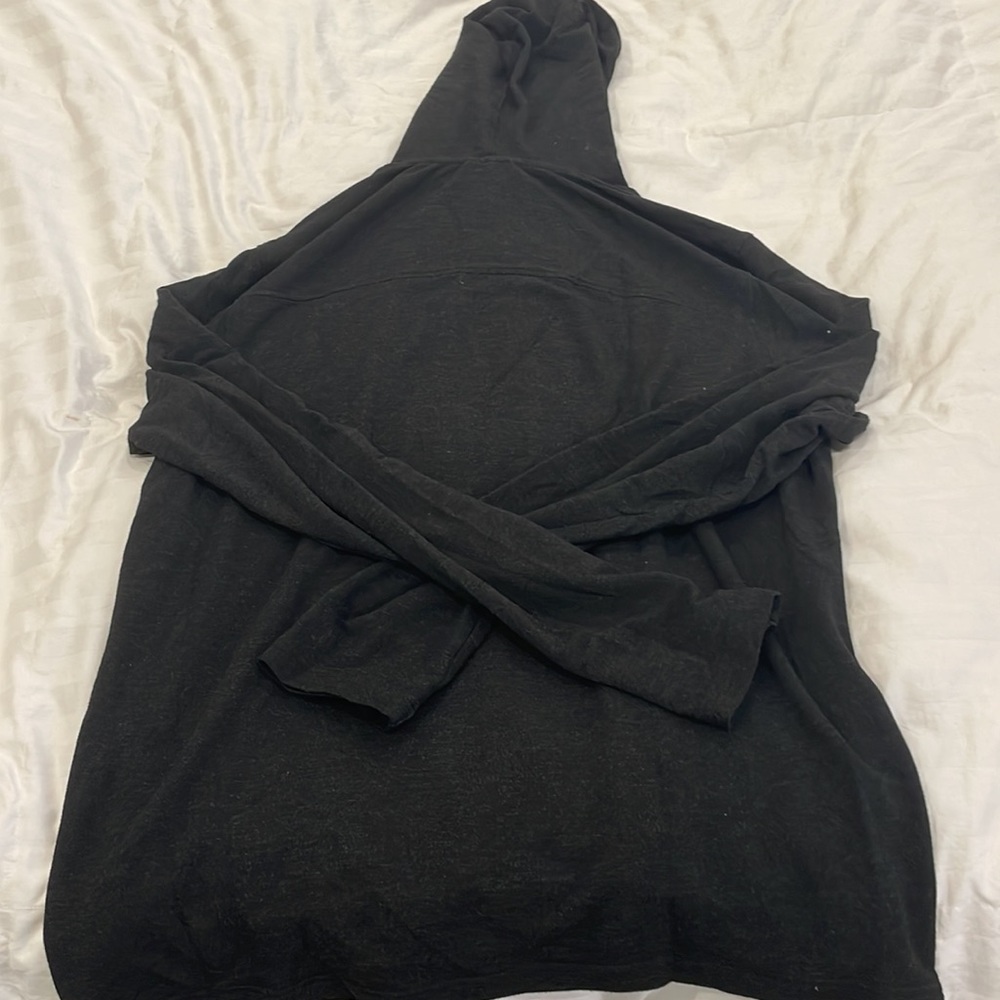 Gerry black pullover (XL) - Picture 3 of 3
